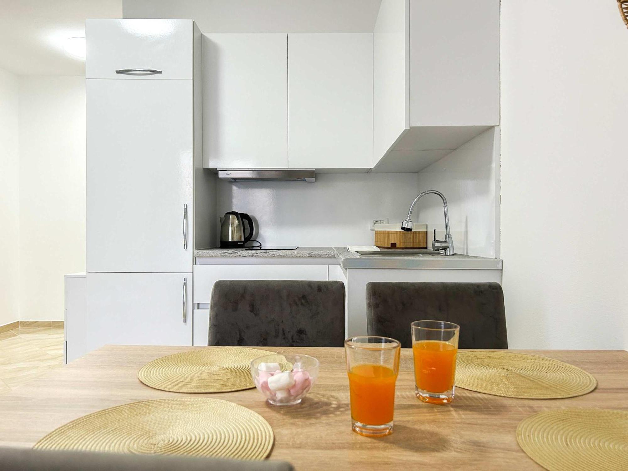 Albanian Dream House 716 Apartment Голем Екстериор снимка