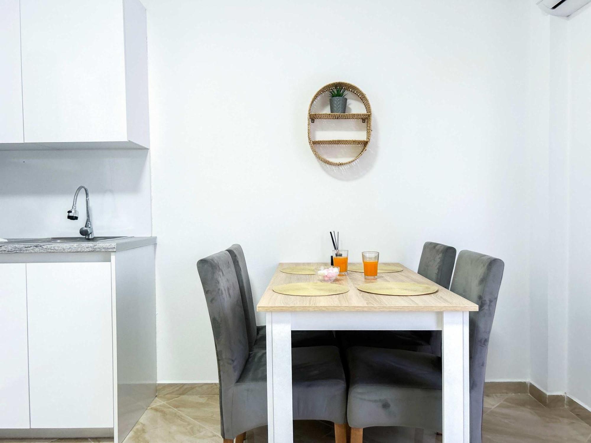 Albanian Dream House 716 Apartment Голем Екстериор снимка