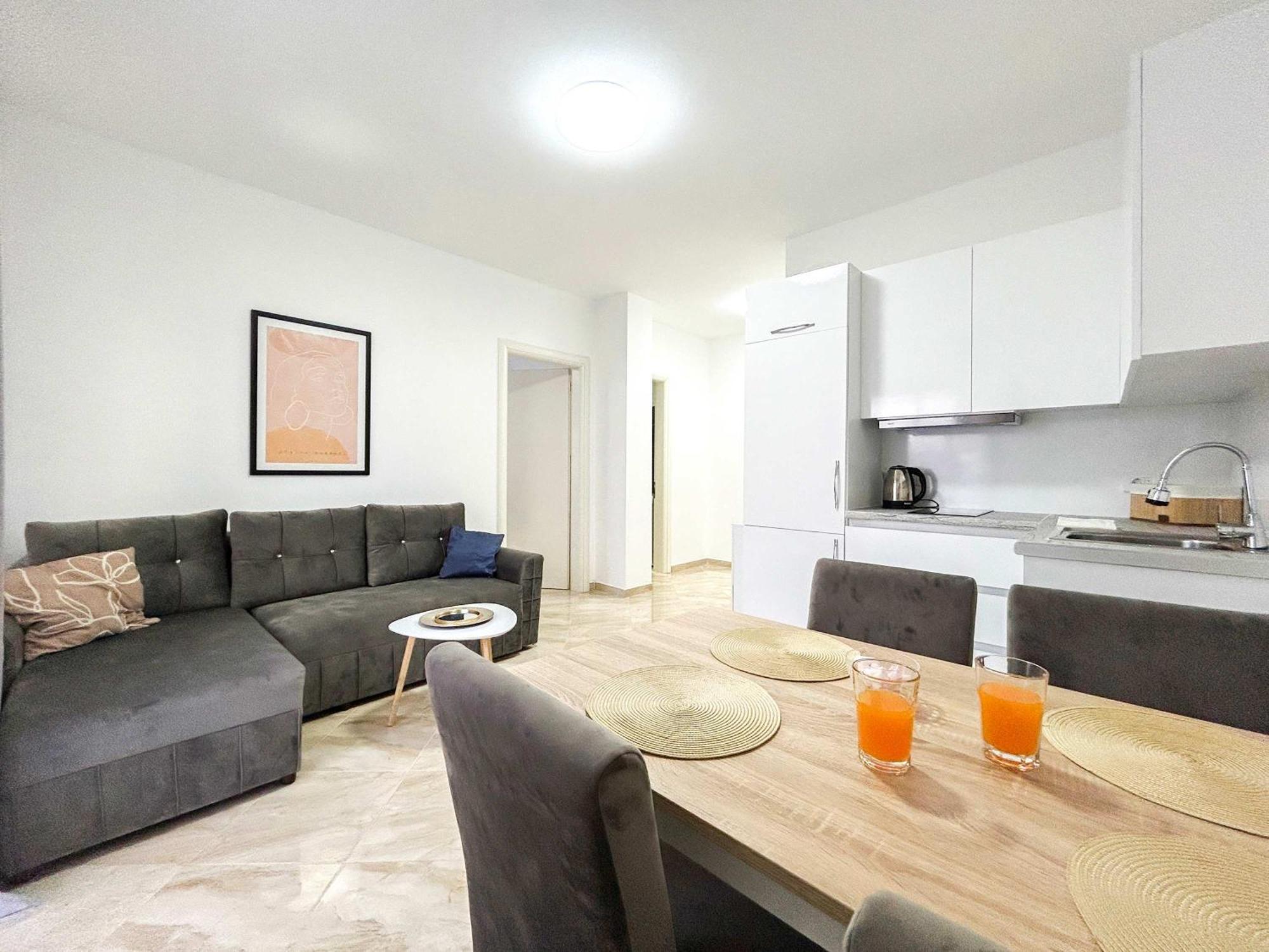 Albanian Dream House 716 Apartment Голем Екстериор снимка